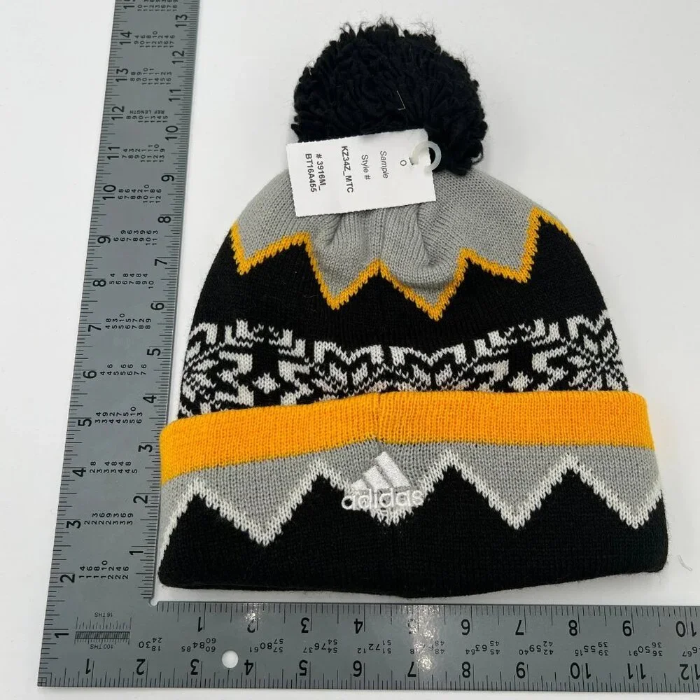 Adidas Unisex Gray‎ Yellow Snowflake Pittsburgh Penguins NHL Team Beanie Hat NWT
